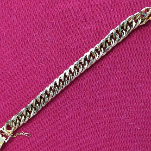 Cuban Style Bracelet Gold And Silver Tone - Picture 8 of 8
